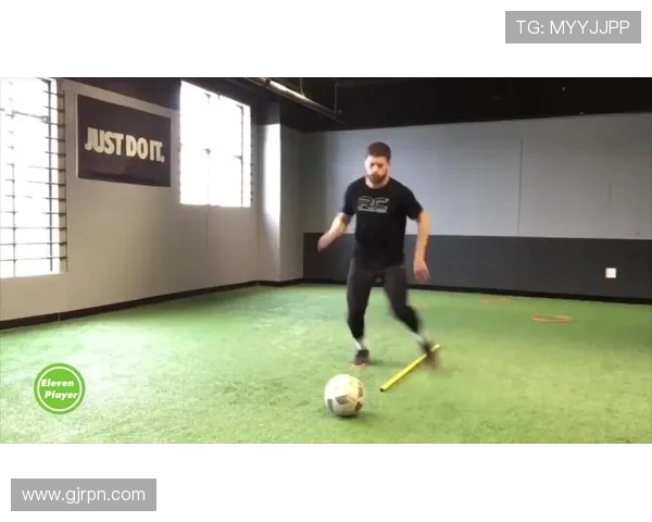 足球训练中的强化速度与反应训练